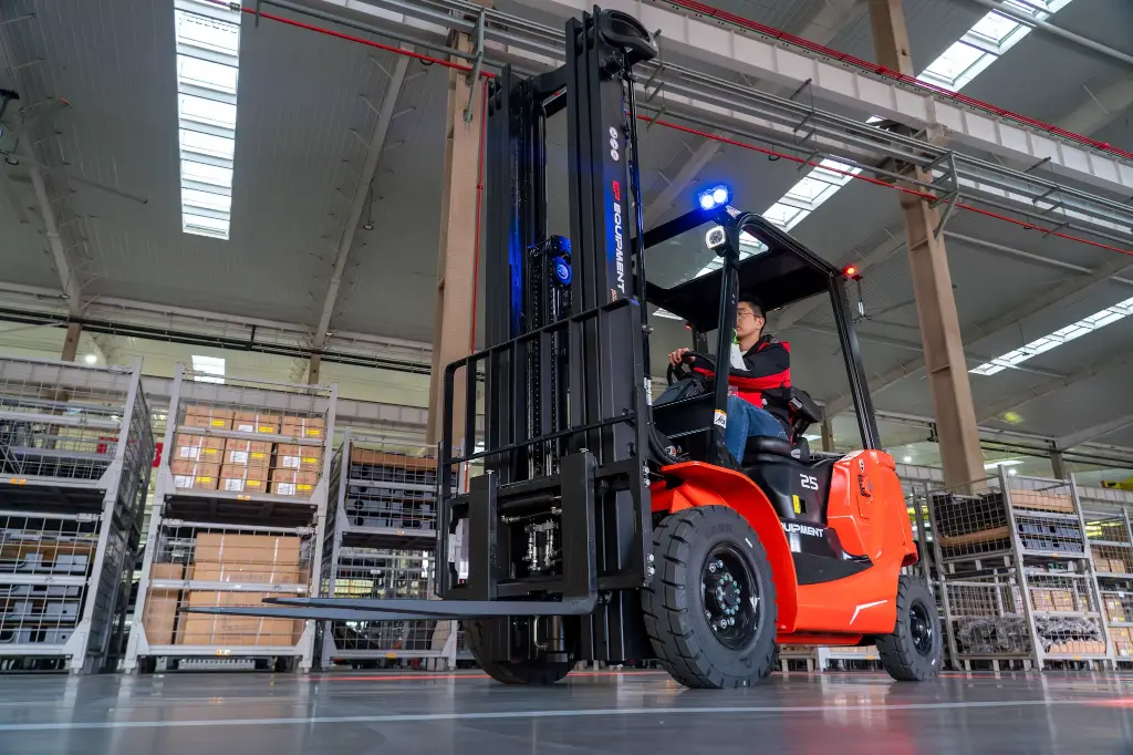 1764328513745-vdd8y6 (1).webp